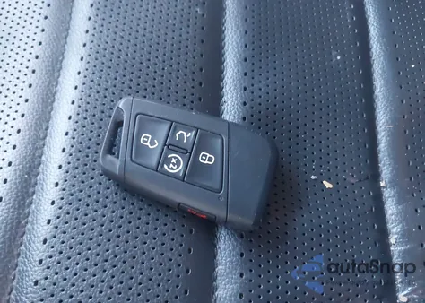 2021 Volkswagen Atlas 2.0T Sel Premium from USA, damaged, VIN 1V2TP2CA4MC587427